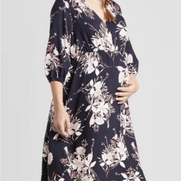 Ingrid & Isabel Dresses & Skirts - Ingrid & Isabel Maternity Dress Navy Blue Floral Size XXL
